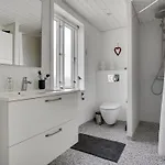 Thilla - 100m From The Sea By Interhome Nyaraló
