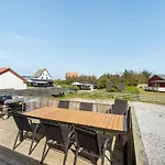 Nyaraló Thilla - 100m From The Sea By Interhome *