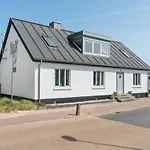 Thilla - 100m From The Sea By Interhome Nyaraló *
